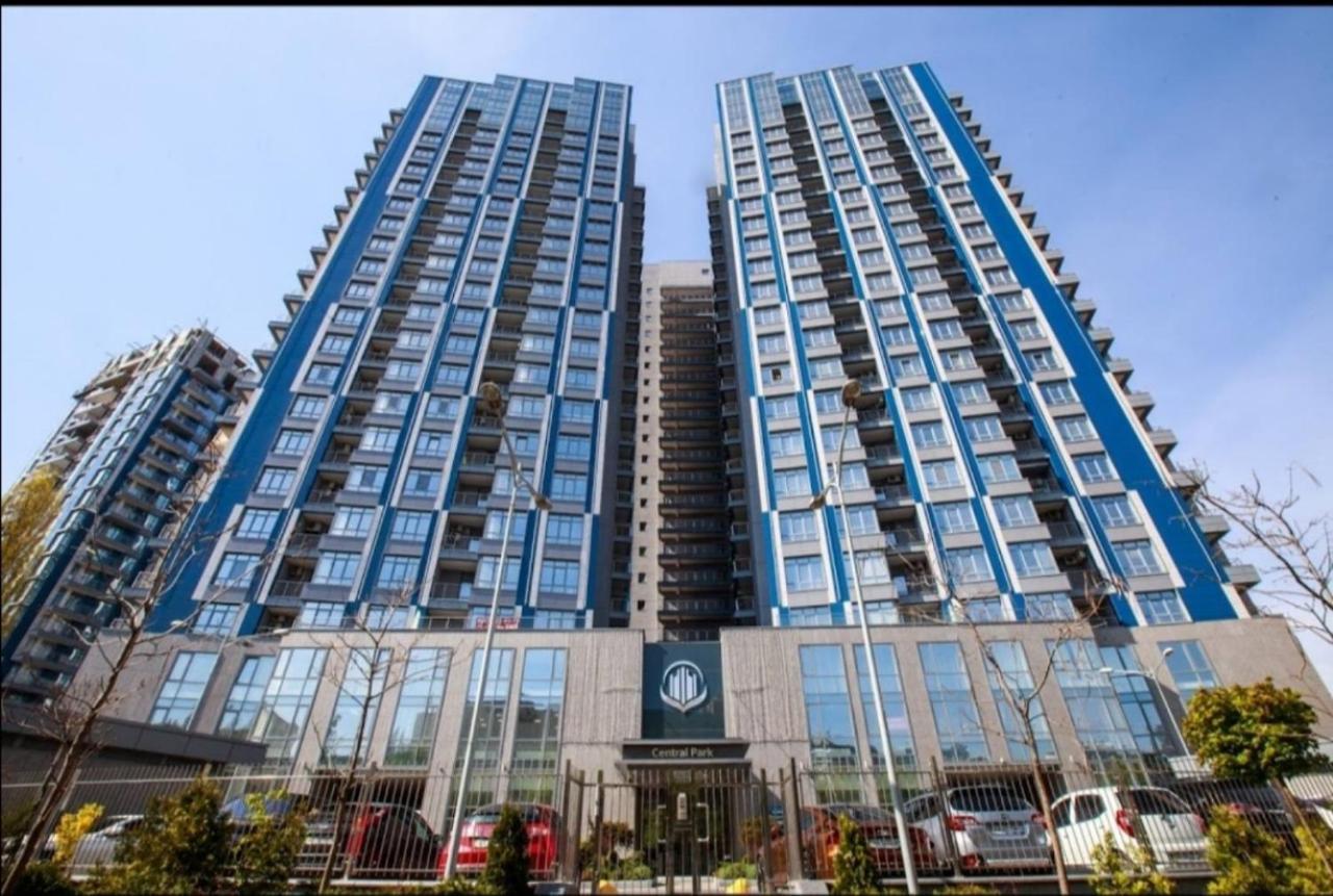 Petrovdom Apartaments 8-188 In Rc Central Park, 7 John Mccain Street Kyiv Exterior foto